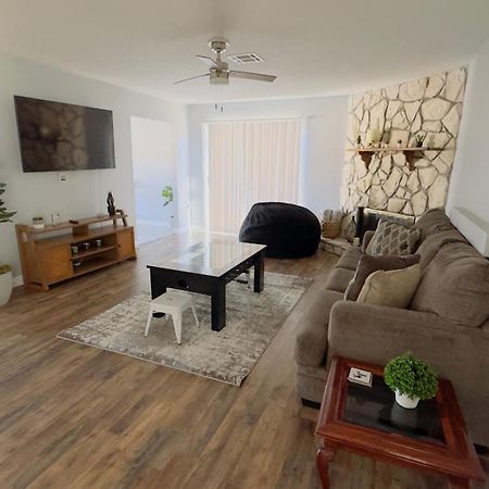 Molino 3 Bedroom 2 Bath With Pool ลาสเวกัส ภายนอก รูปภาพ